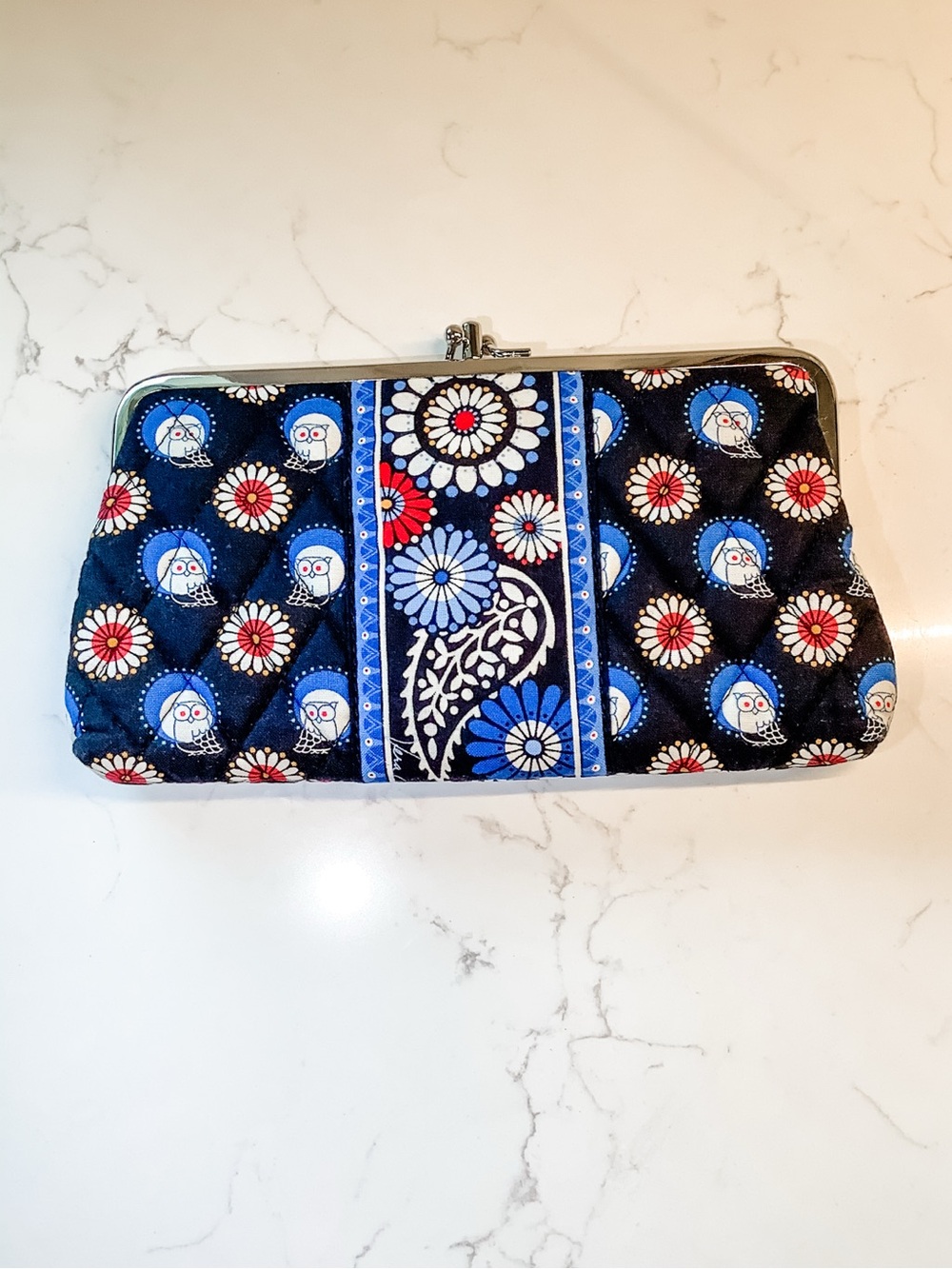 NWOT Vera Bradley Framed Kisslock Clutch in Retired Night Owl Pattern